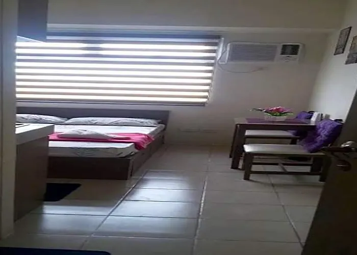 Urban Deca Tower @ Graceysplace Unit 5 Mandaluyong Отель 2*